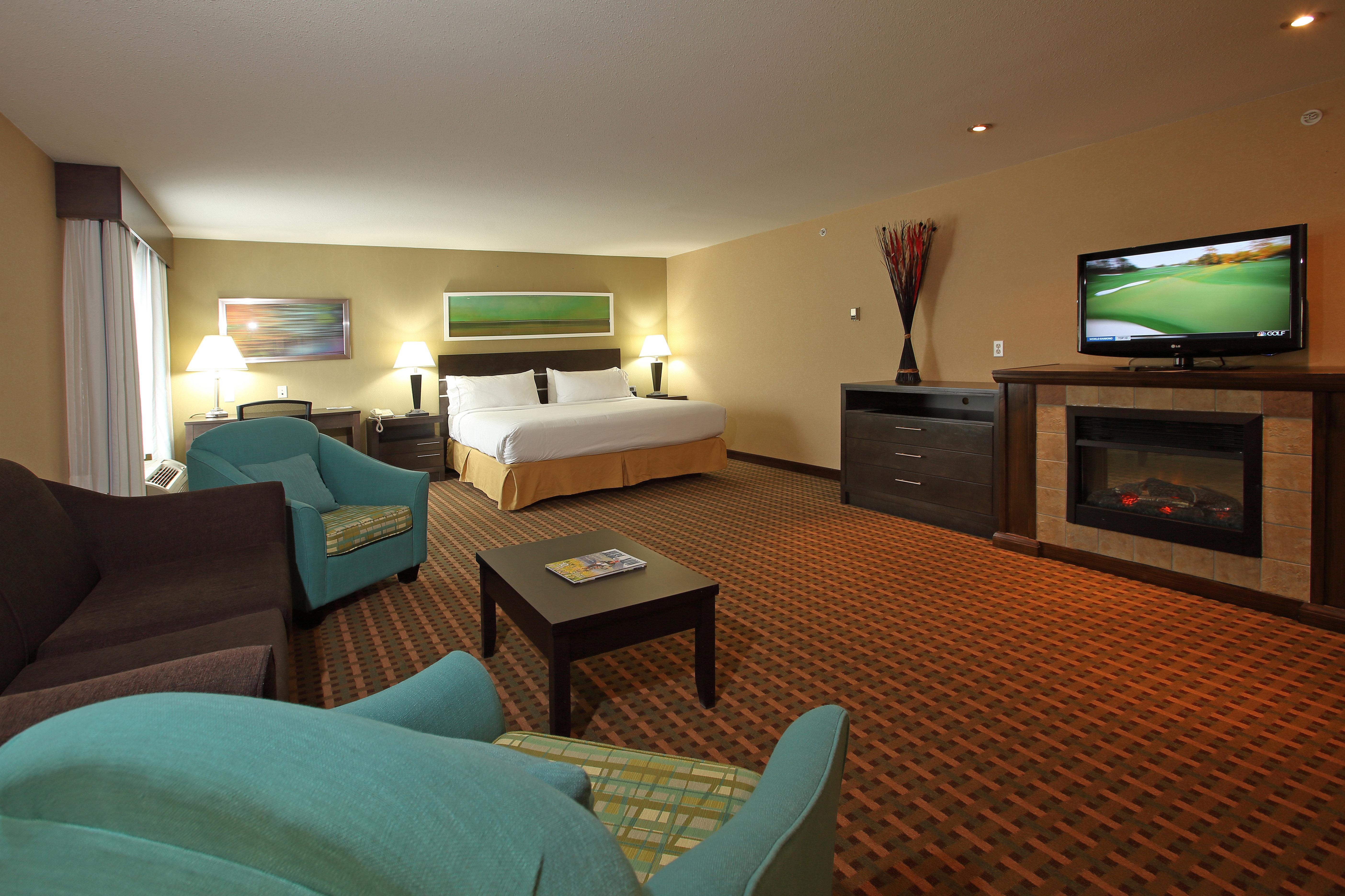 Holiday Inn Express Hotel & Suites Vernon By Ihg Екстериор снимка