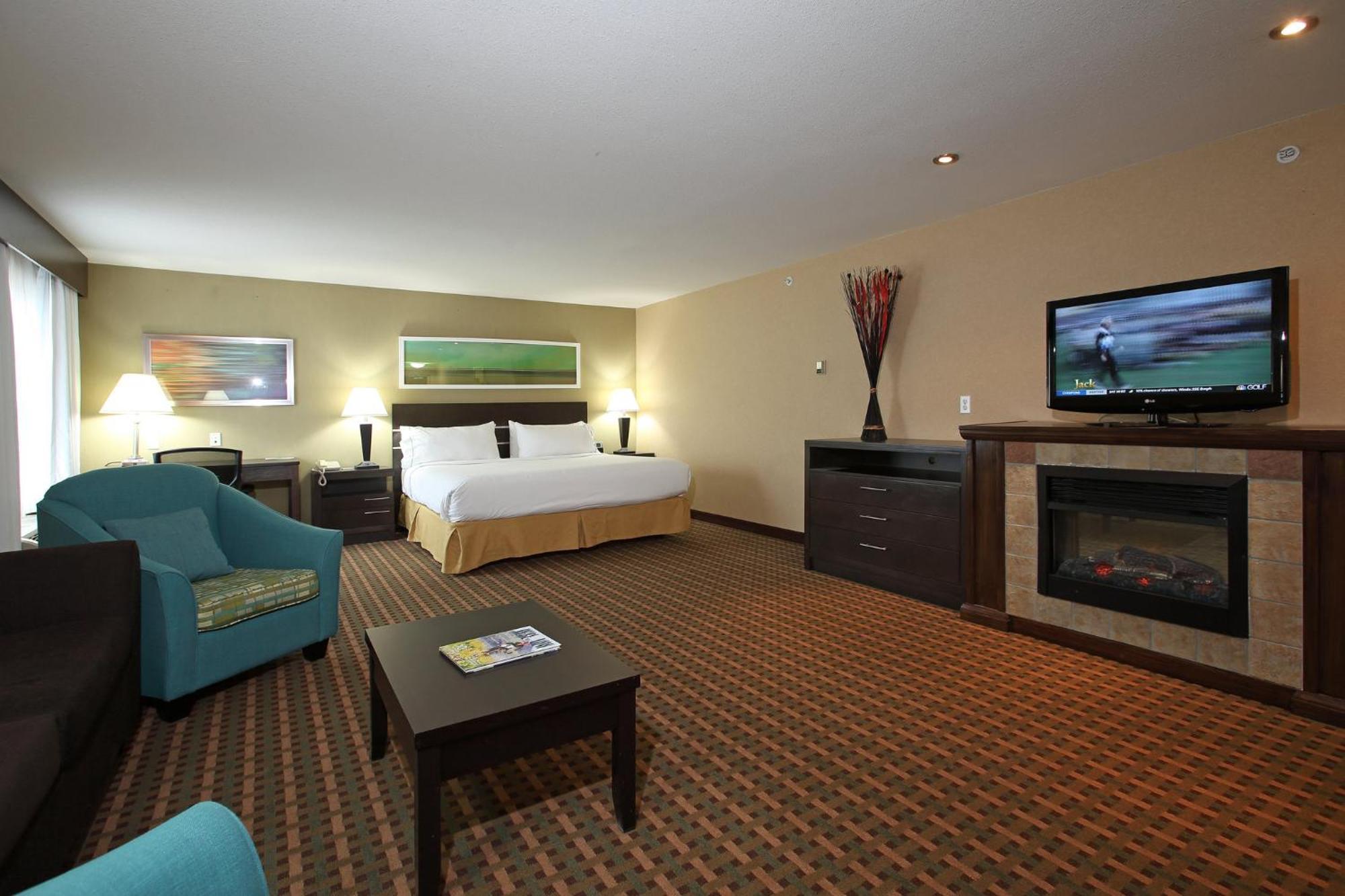 Holiday Inn Express Hotel & Suites Vernon By Ihg Екстериор снимка